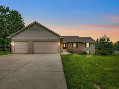 2819 Prairie Garden Trl, Green Bay, WI, 54313