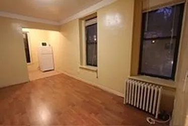 Rented by Robyn Lee, LREB