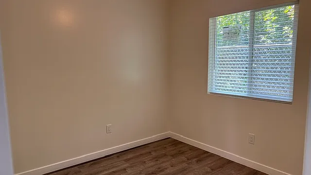 442 W Juanita Ave #B — Photo 5
