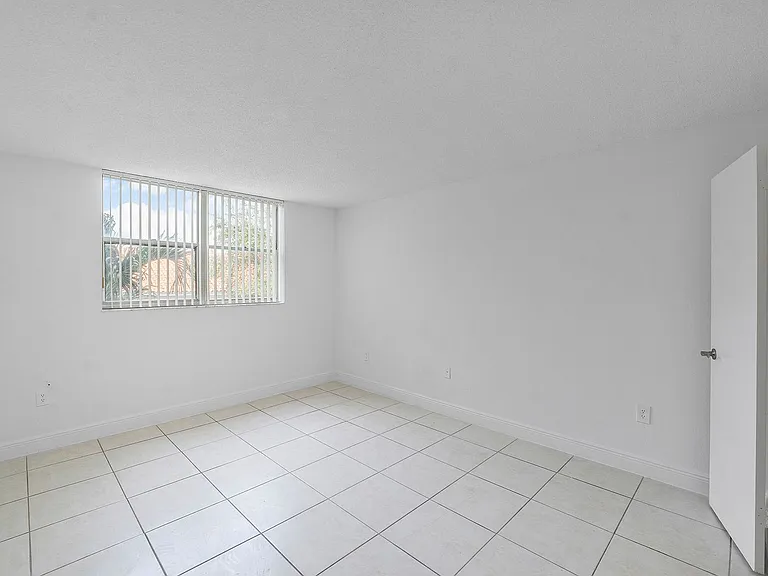 1805 Sans Souci Blvd — Photo 10