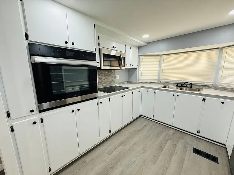 4851 W Gandy Blvd #B7-L27 — Photo 8