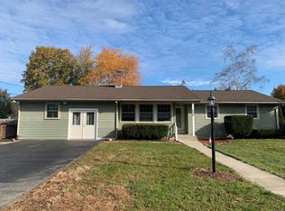 208 Knollwood Ave, Nashua, NH 03060