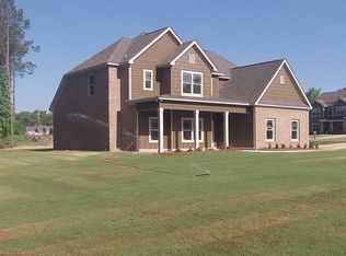 1 Fast Ln, Seale, AL 36875