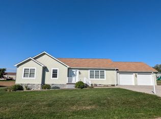 156 Chapel Brooke Cir, Reedsville, WV 26547