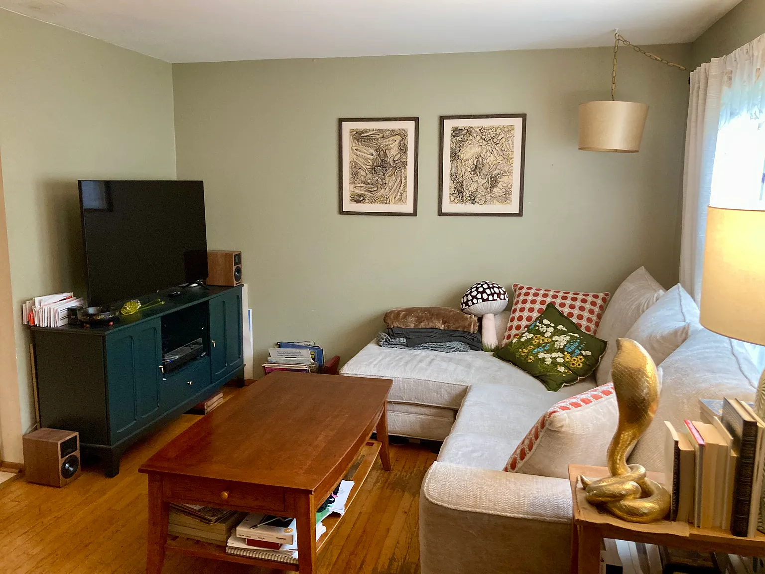 2 bed, 1.5 bath, 1000 sqft, $1,440 — Photo 1