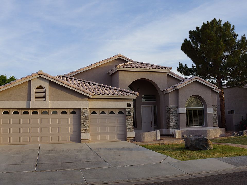 2nd image of 6323 W Kent Dr