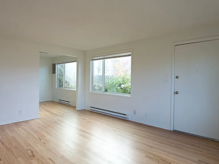 6512 Martin Luther King Way S — Photo 7