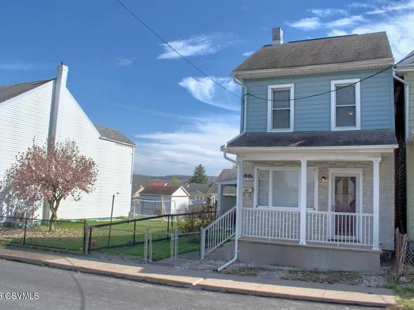 1138 W Willow St, Coal Township, PA 17866