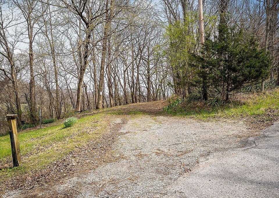 1st image of 303 E Hill Rd