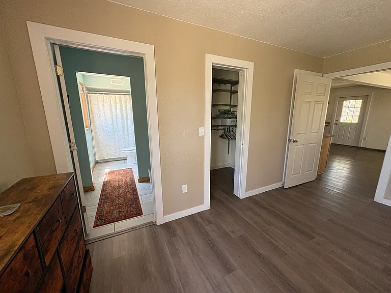 235 June Grass Ct — Photo 9