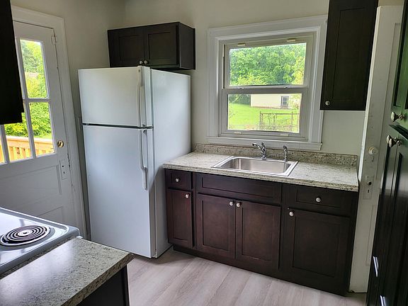 2nd image of 123 Elkhorn Dr