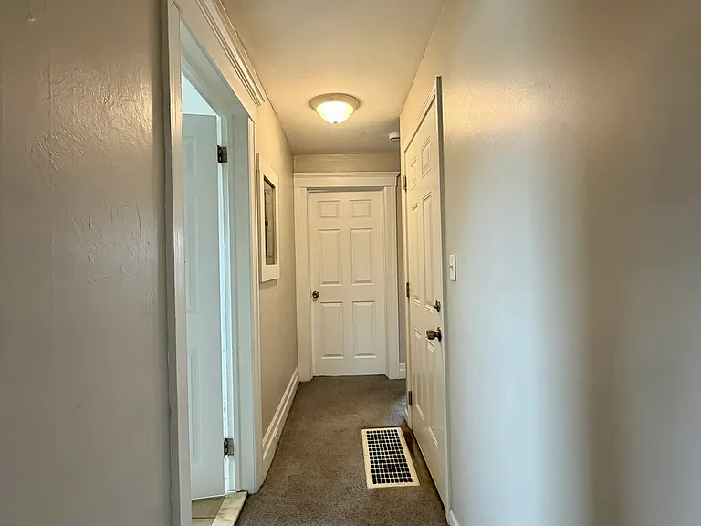 82 Poplar St #2 — Photo 6