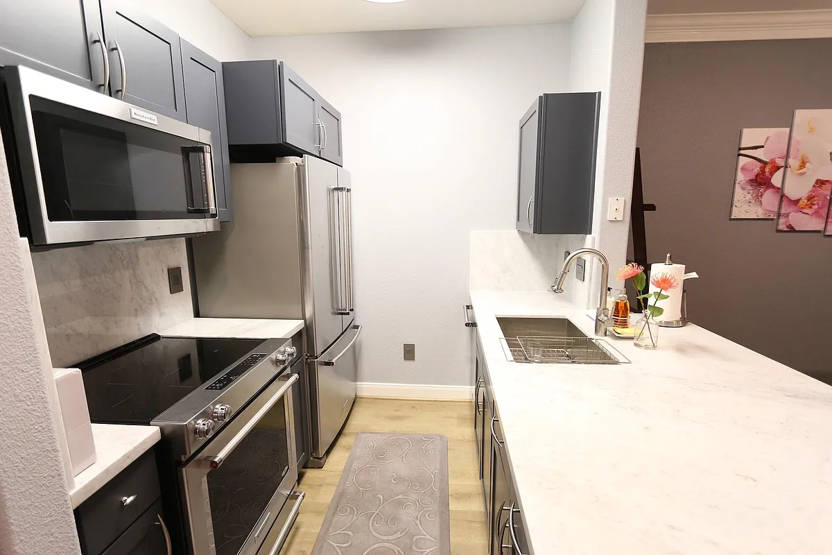 Building Photo - 2299 Lone Star Dr #231