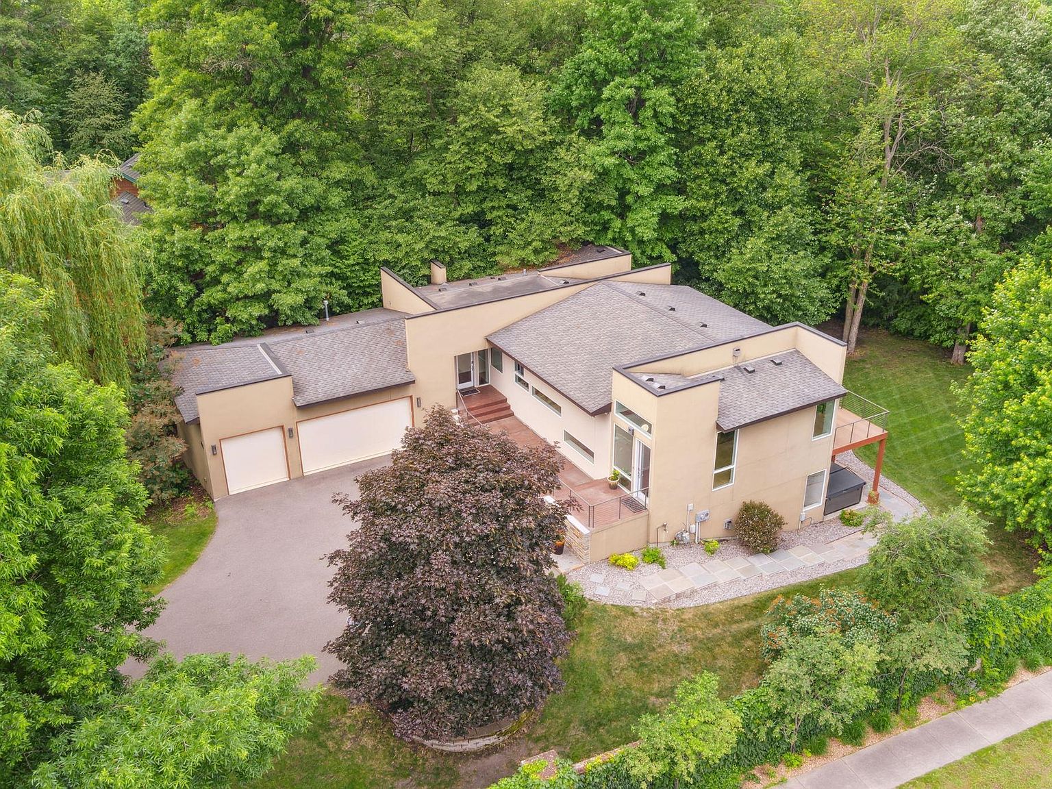 17957 Bearpath Trl, Eden Prairie, MN 55347 MLS 6368873 Zillow