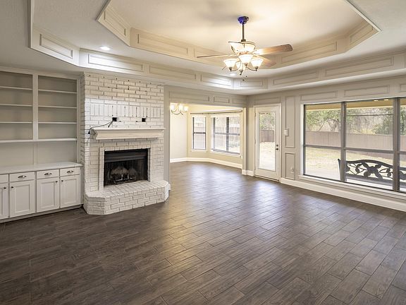 5th image of 1005 Michael Sean Ct