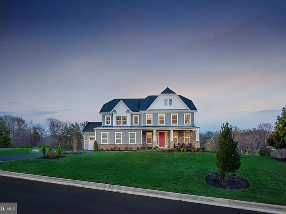 3rd image of 2-0002 Cloverland Ln