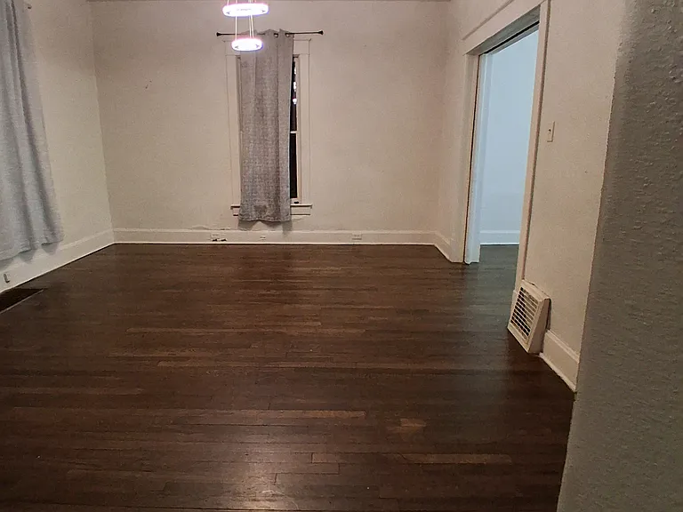 944 Riverview Ave — Photo 14