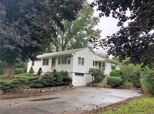 229 Avery Hill Rd, Ledyard, CT 06339