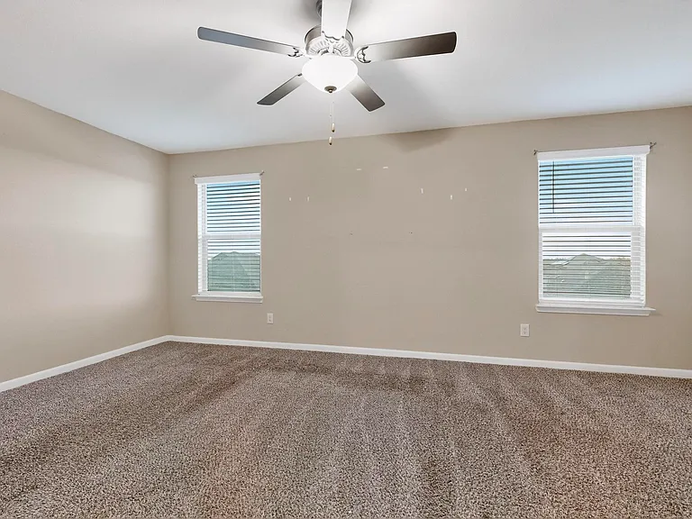 305 Honeysuckle Ln — Photo 24