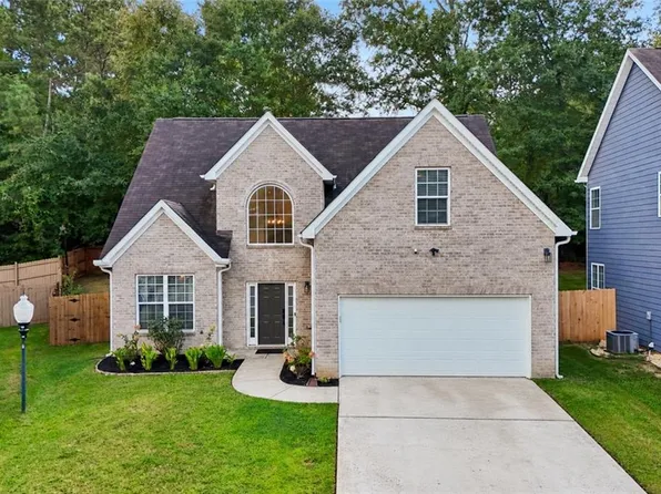 2765 Bench Cir, Ellenwood, GA 30294