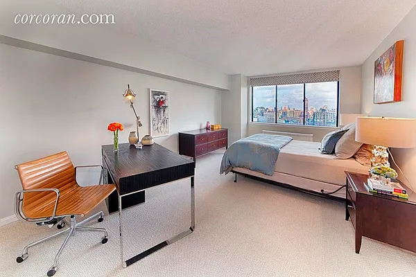 Rented by Corcoran | media 6