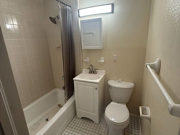 2nd image of 2307 1st Ave N