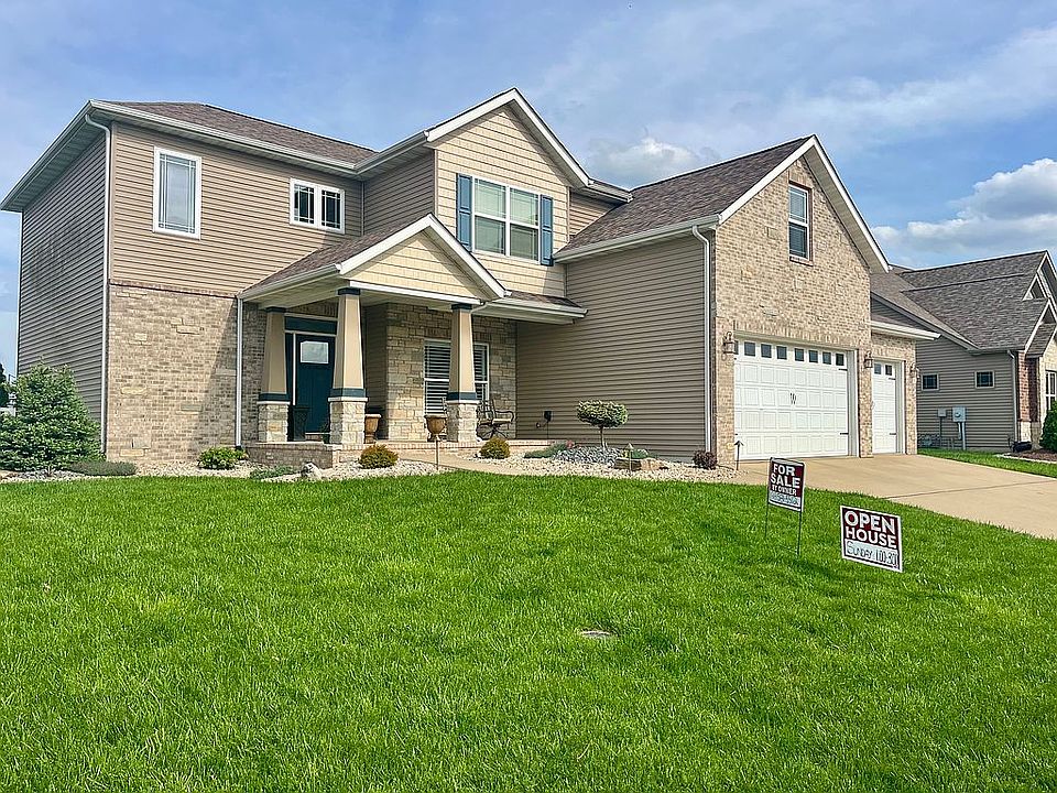 1st image of 200 Oakshire Dr E