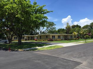 208 SW 1st Ave, Boynton Beach, FL 33435