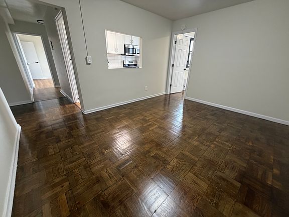 3rd image of 108 Washington St #6I