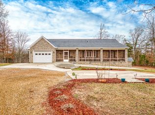 764 Oakmont Dr, Crossville, TN 38555