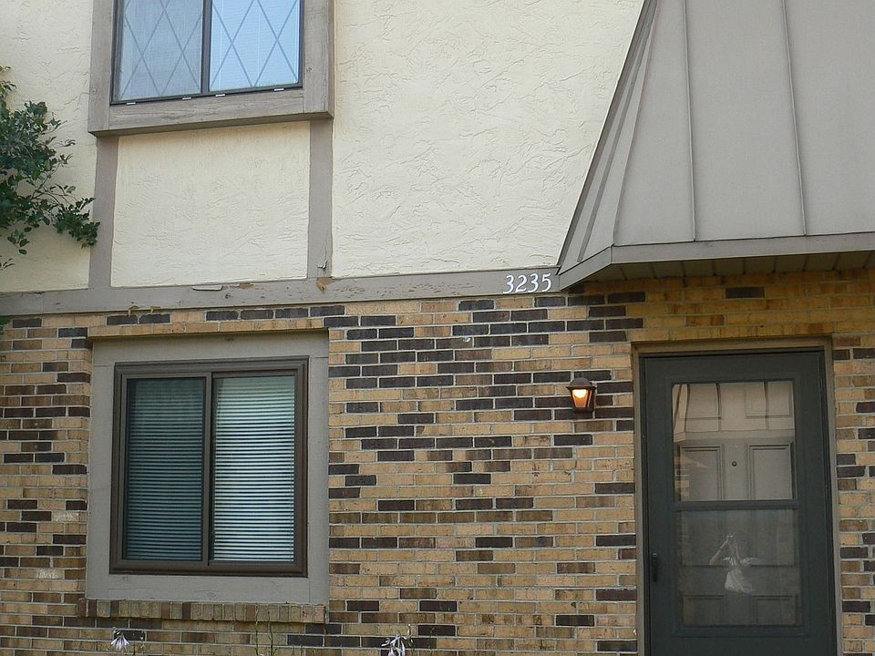 Front Entryway