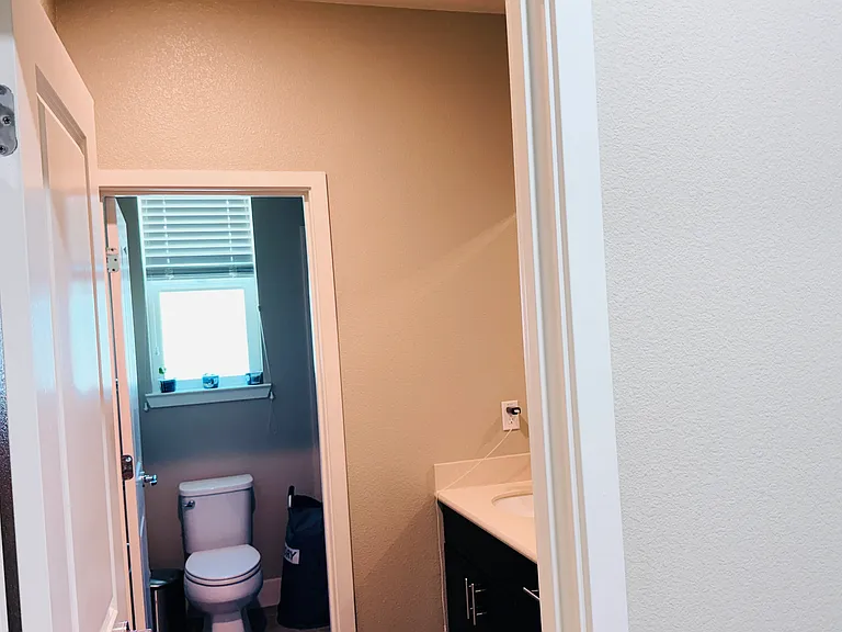 4031 Bothrin St — Photo 24