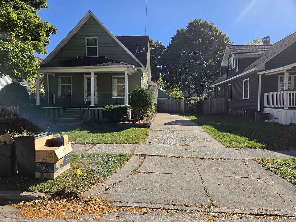 1st image of 120 S Alexander St