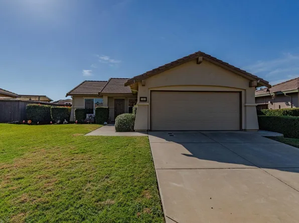 12 Pebble Beach Ct, Ione, CA 95640