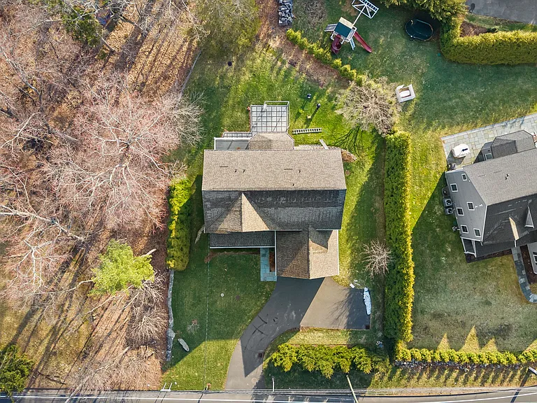 1049 Stillwater Rd — Photo 36