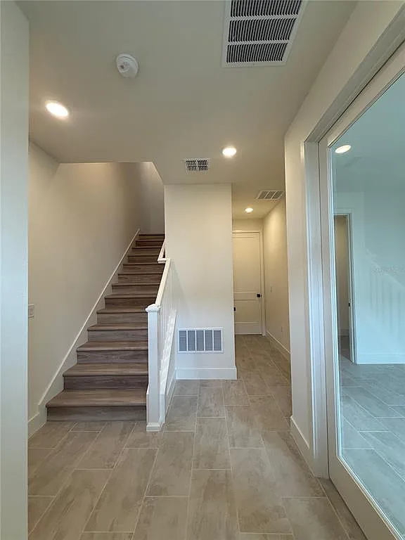 3 bed, 2.5 bath, 1846 sqft, $3,000 — Photo 3