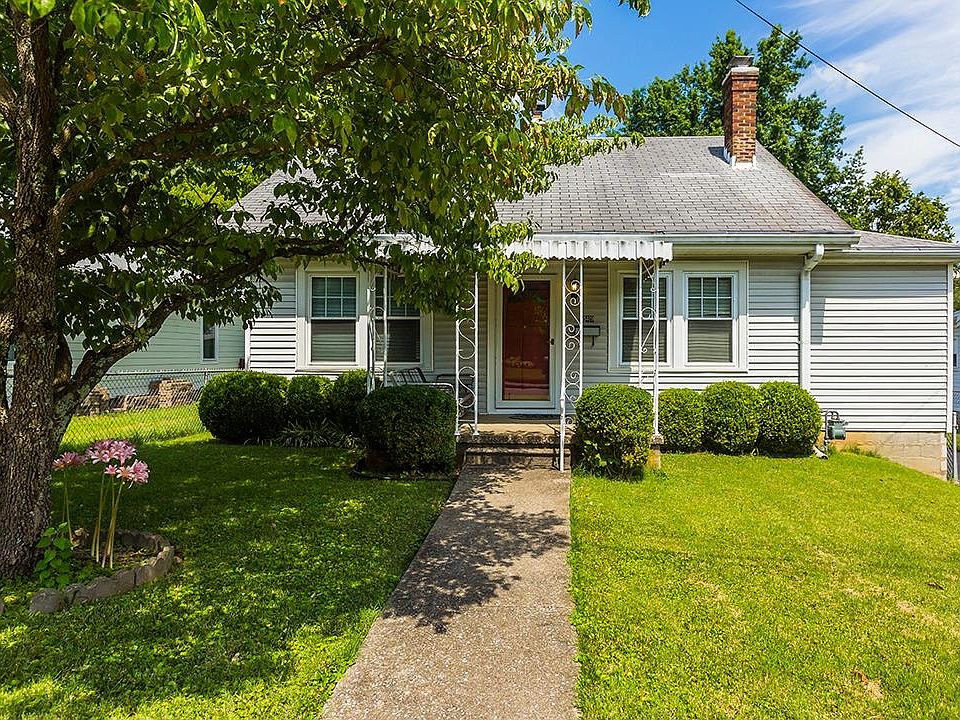1st image of 249 Lincoln Ave