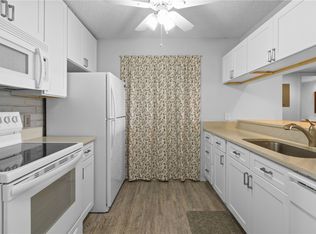 45 Plantation Dr APT 204, Vero Beach, FL 32966