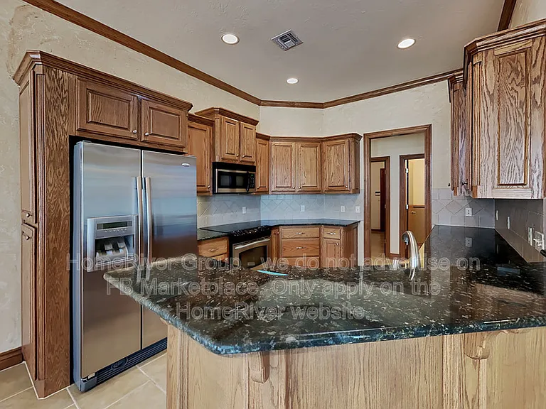 13113 SW 2nd Ter — Photo 4
