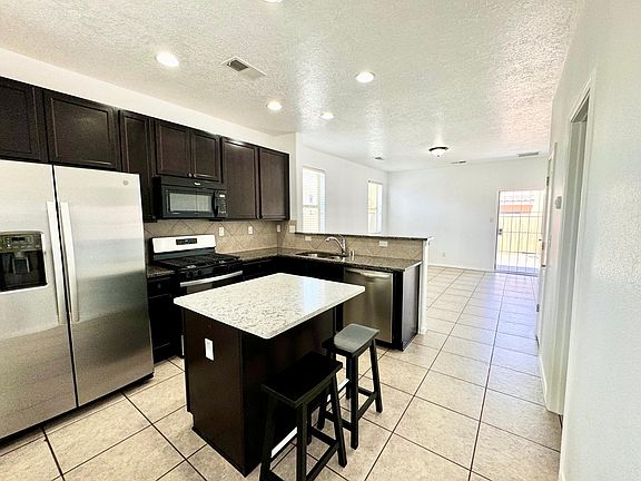 5th image of 5917 Monte Rosa St