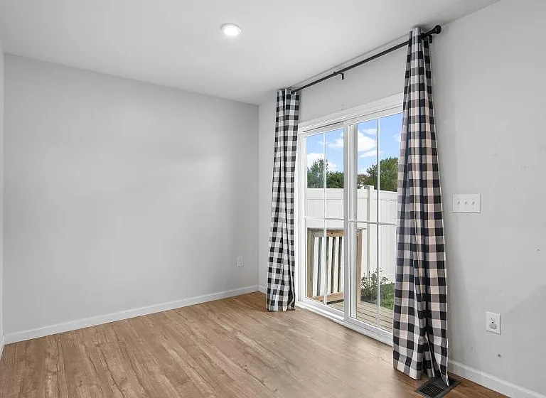 29048 Saint Thomas Blvd — Photo 12