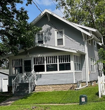 416 College St, Cedar Falls, Iowa