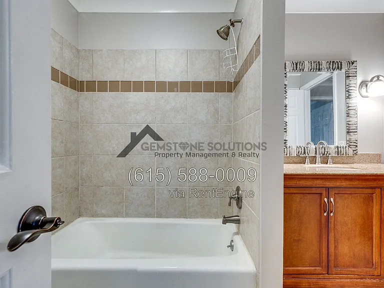 717 Fox Ridge Dr — Photo 25