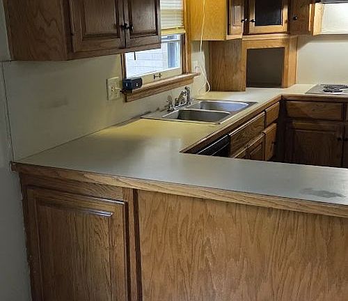 5th image of 2212 La Salle Rd NW