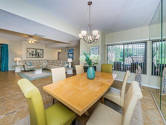 5th image of 3028 Red Oak Ct APT 103