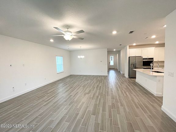 3rd image of 1274 STILLWATER Boulevard