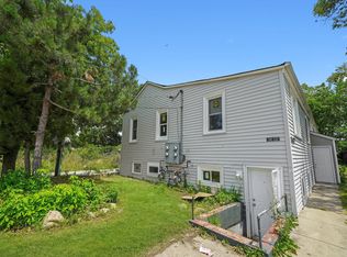 14137 Greenwood Rd, Dolton, IL 60419