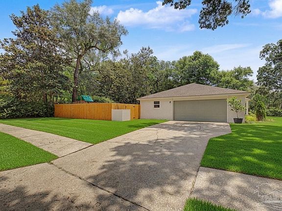 4th image of 4616 Baywoods Dr