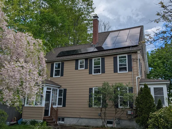 20 Badger St, Concord, NH 03301