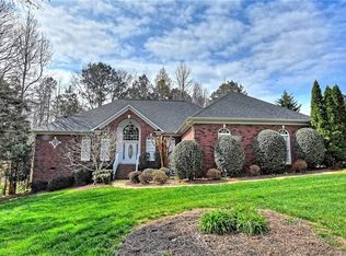 6018 Bluebird Hill Ln, Matthews, NC 28104